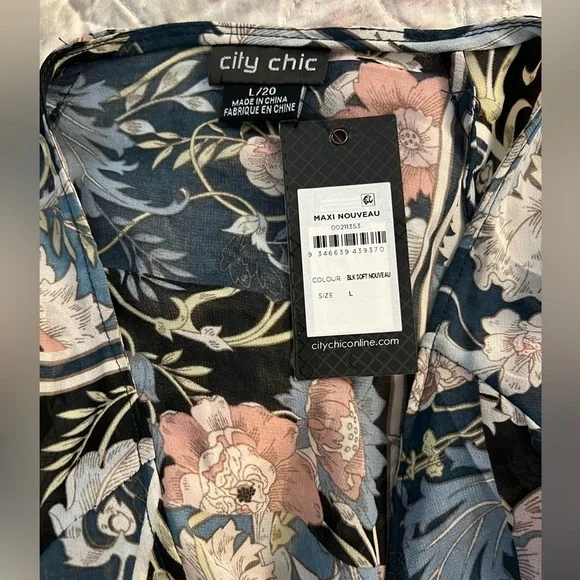 CITY CHIC
Nouveau Maxi Dress - black​​​​​​​​​​​ - Picture 6 of 6